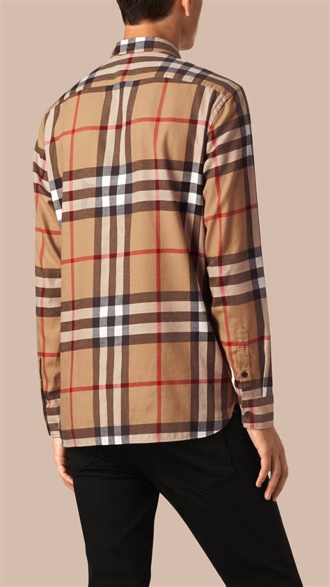 buy burberry clothing.